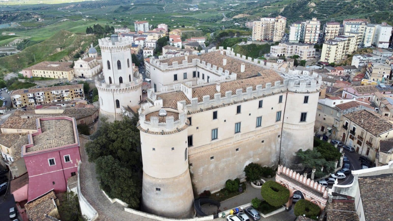 Il Castello Ducale di Corigliano visto dall'alto