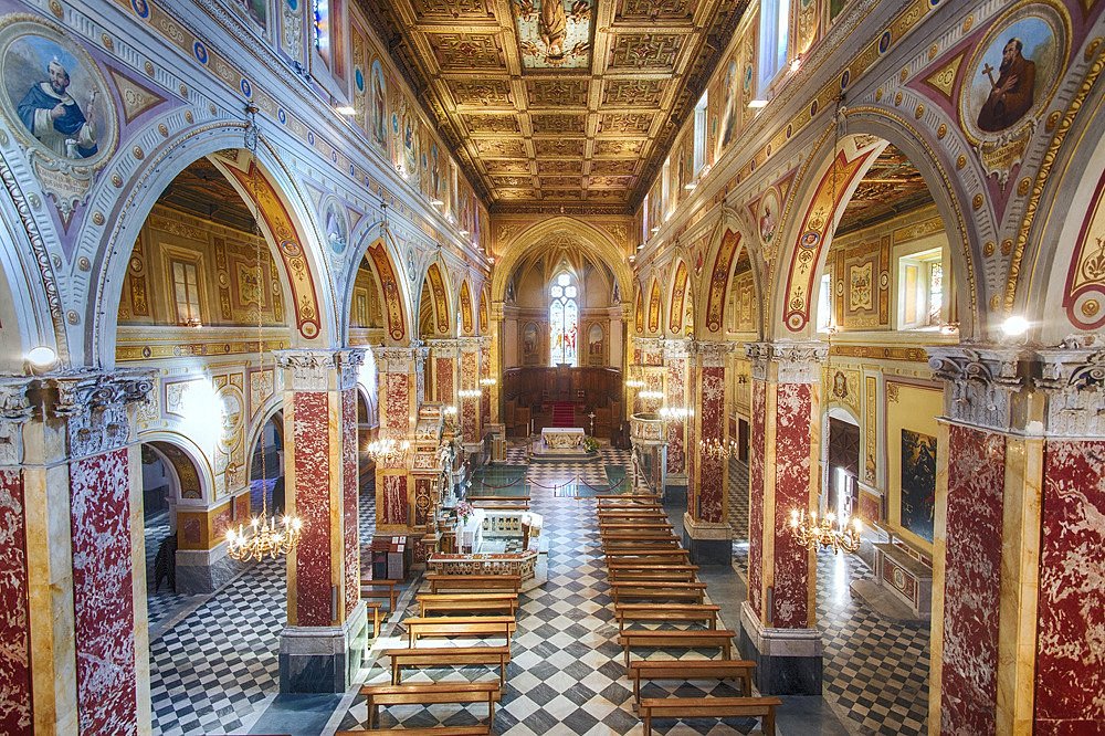 Interno della Cattedrale dell'Achiropita a Rossano