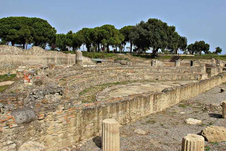 Resti dell'antica Sybaris nel Parco Archeologico di Sibari